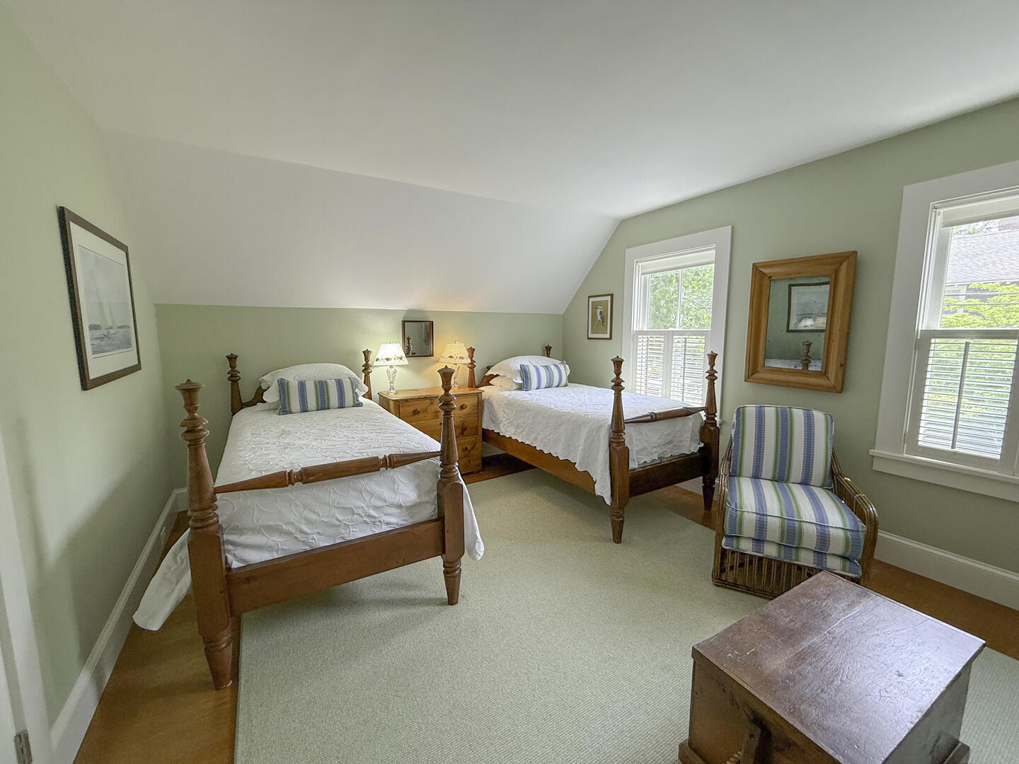 BR5 (2) Twin Beds, Second Floor