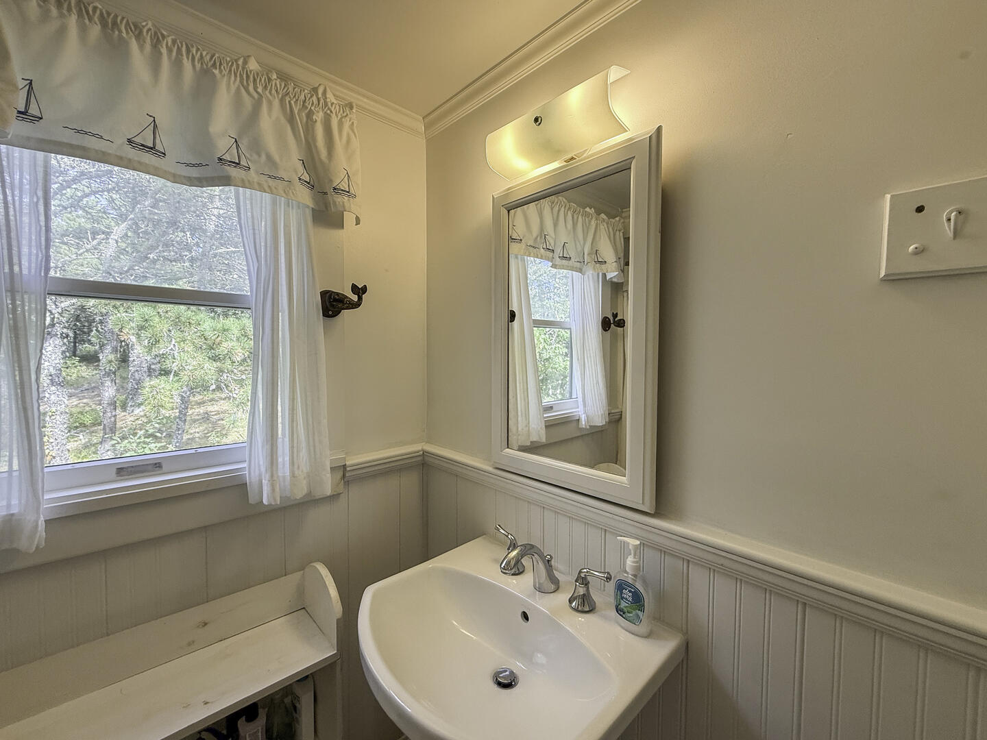 Hall Bathroom, Shower Stall