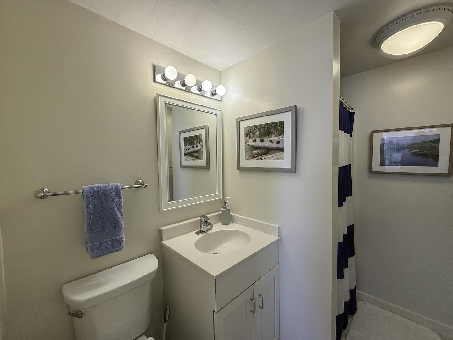 BR3 Queen En Suite with Shower Stall, Lower Level