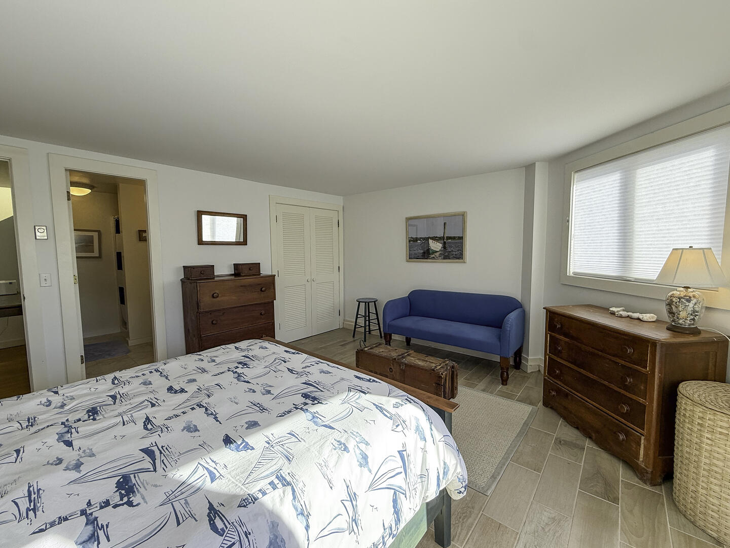 BR4 Queen En Suite, Lower Level