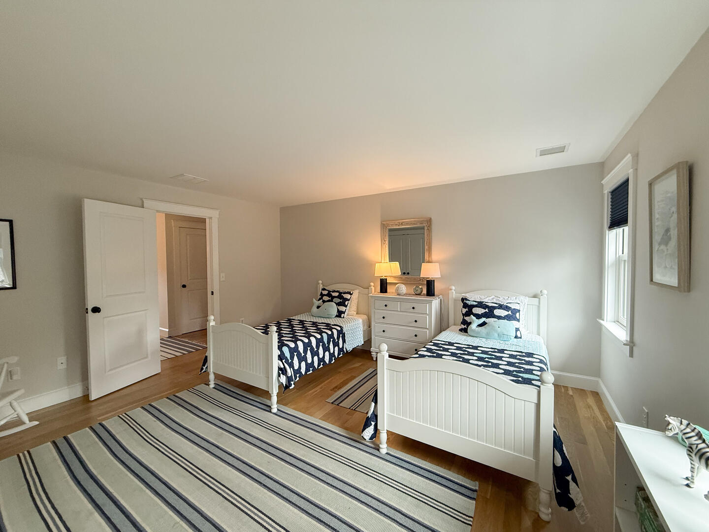 BR4 (2) Twin Beds En Suite, Second Floor