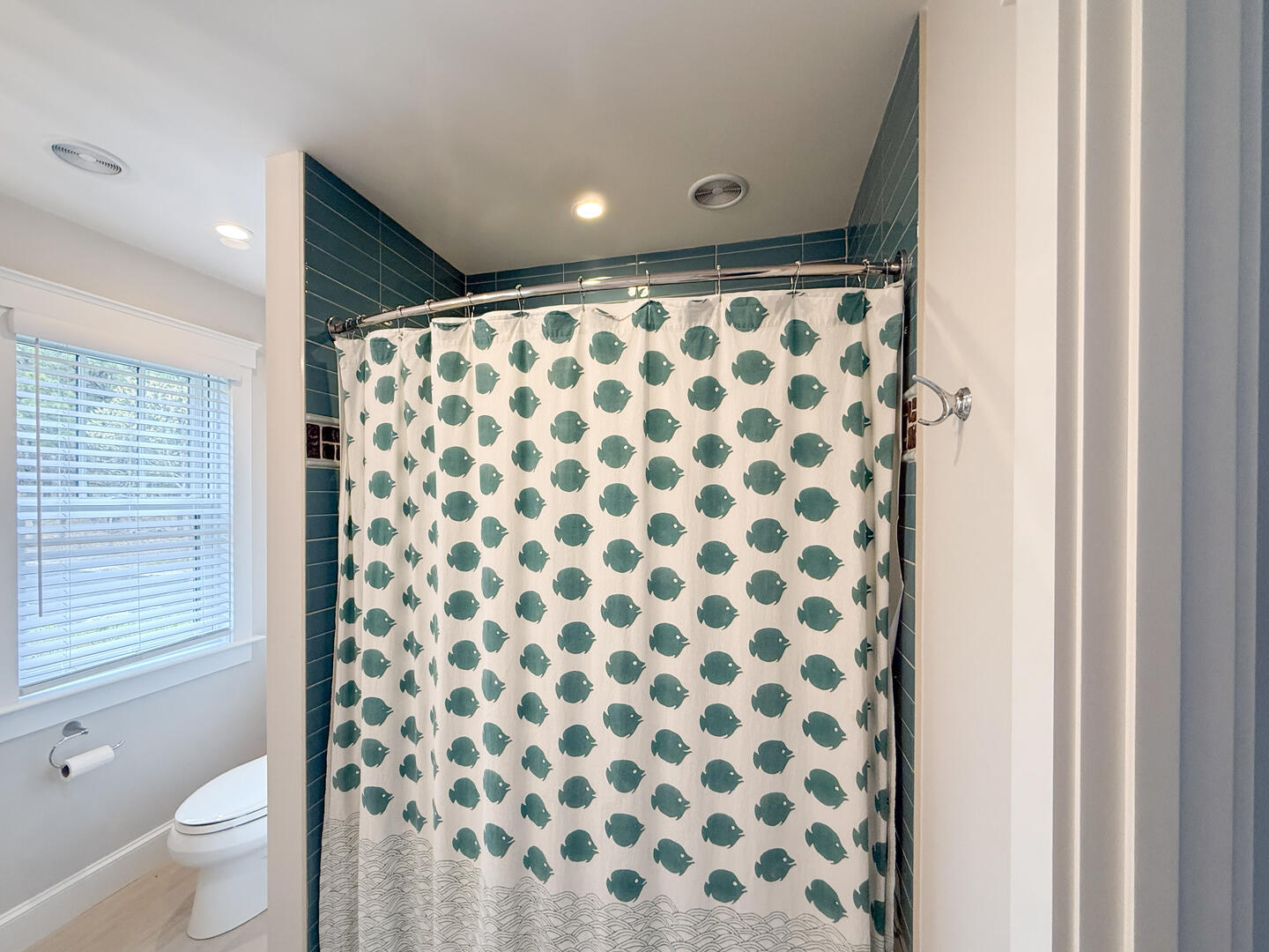 BR4 (2) Twin Beds En Suite with Shower Tub Combo, Second Floor
