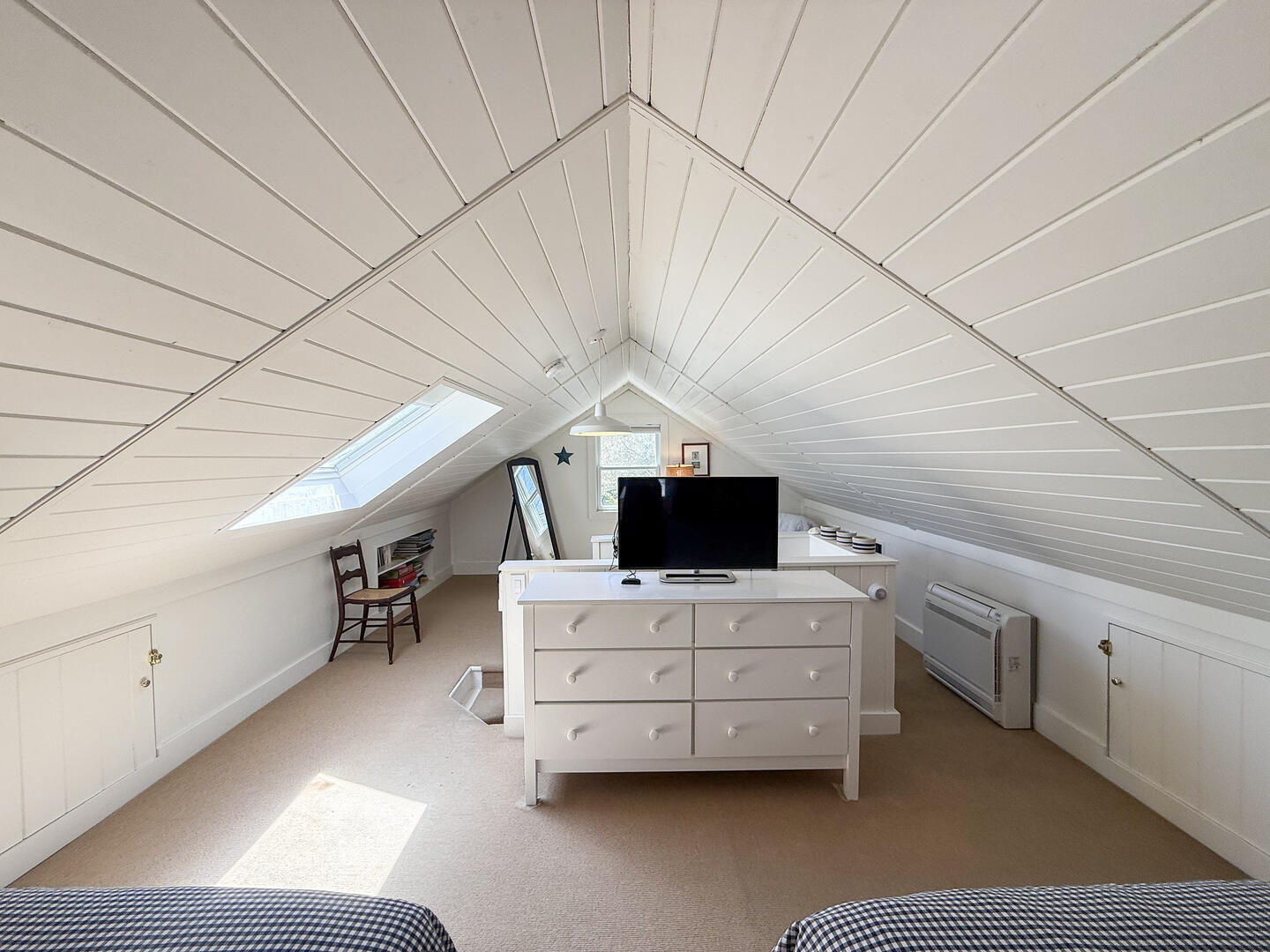 BR2 (2) Double Beds, Second Floor Loft