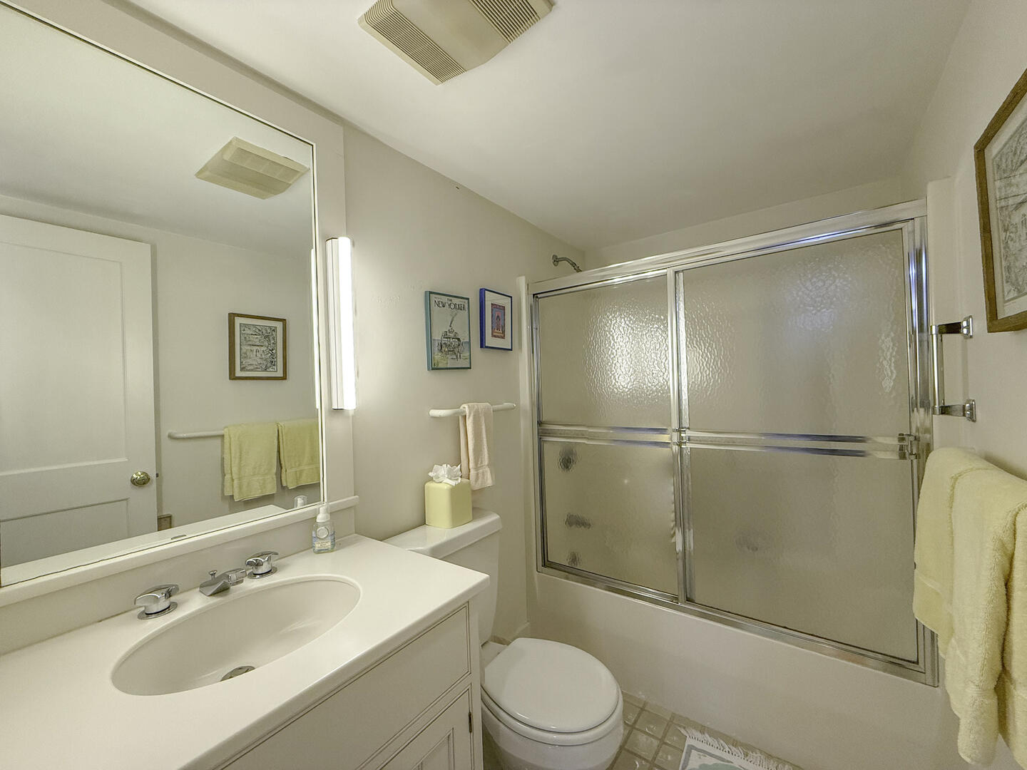 Hall Bath with Shower Tub Combo, First Floor