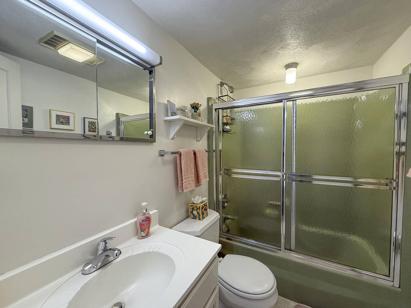 Hall Bath with Shower Tub Combo, Second Floor