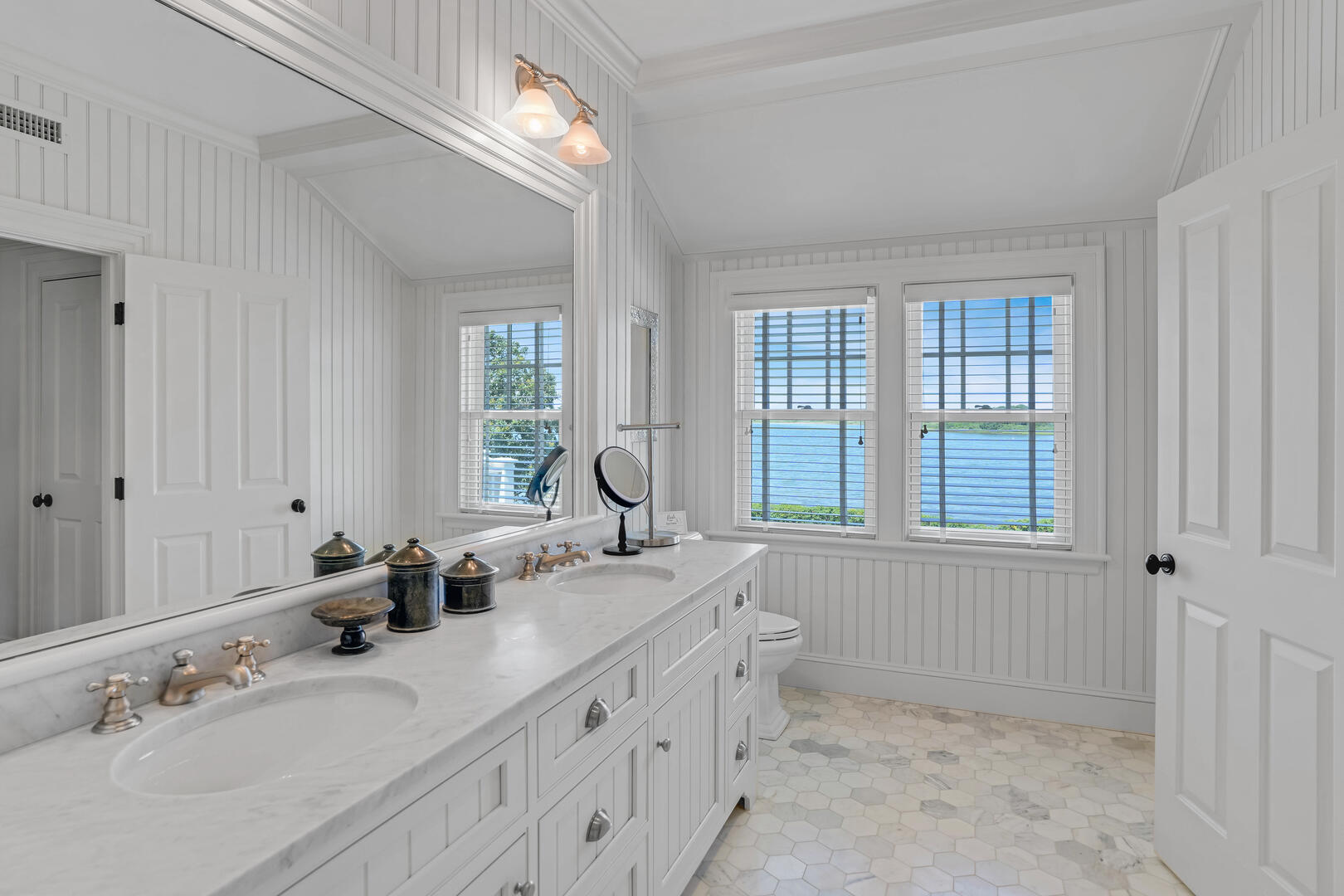 BR4 Queen En Suite with Shower Stall, Second Floor