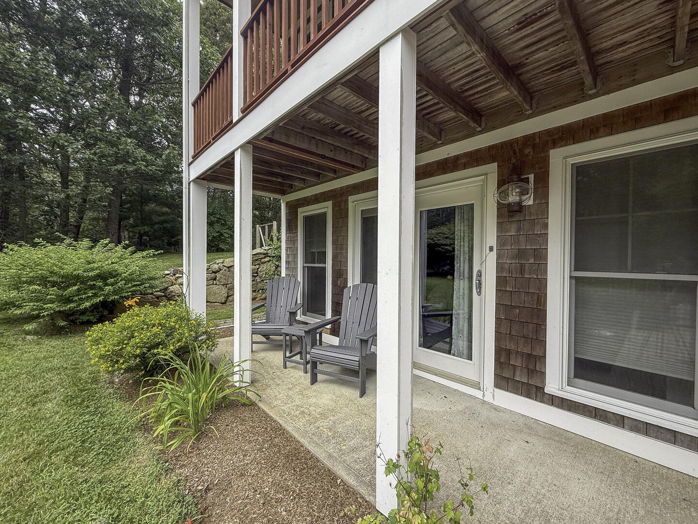 Lower Level Outside Sitting Area