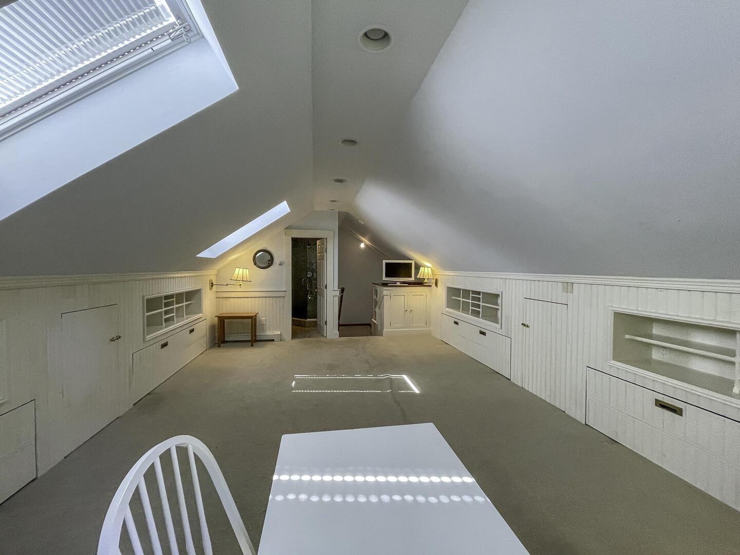 BR4 (4) Twin Beds, Third Floor