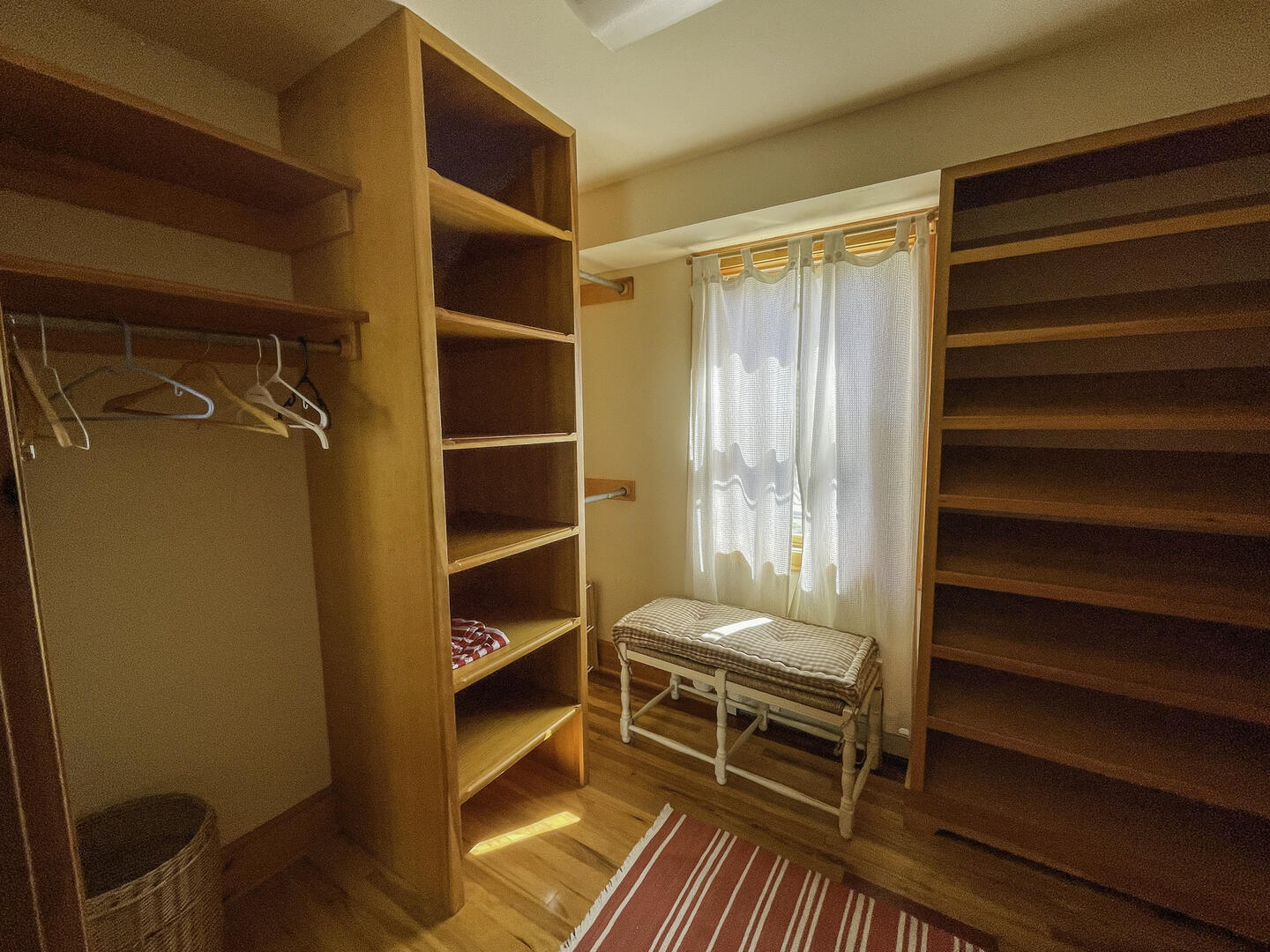 BR1 Closet, Second Floor