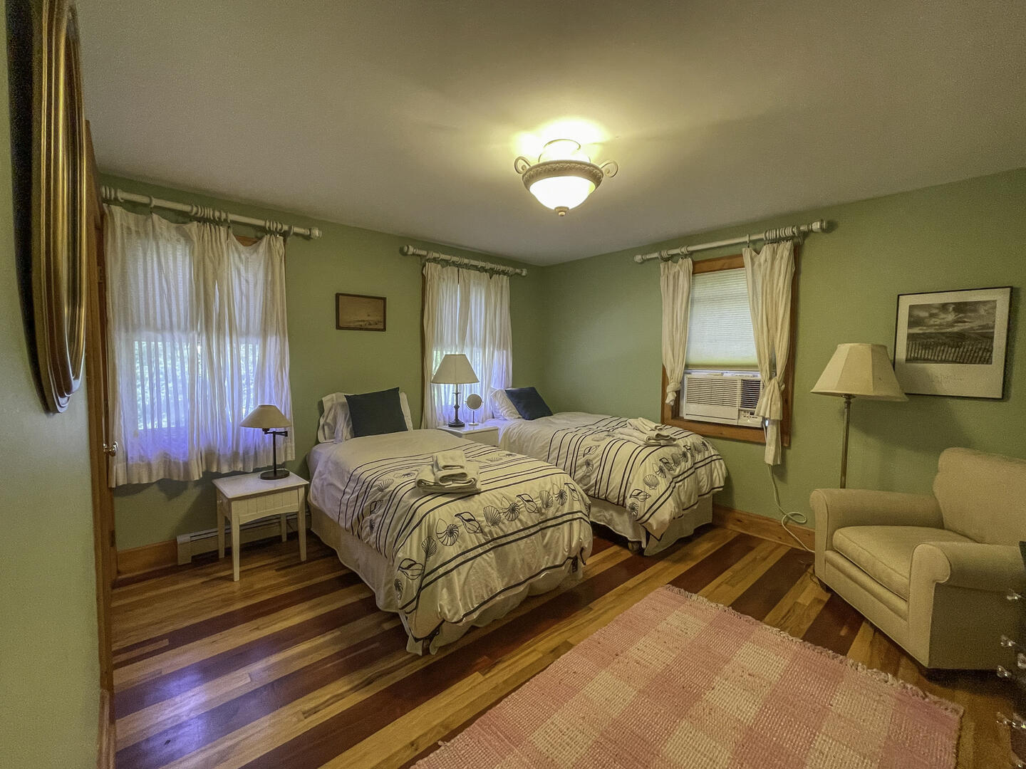 BR3 (2) Twin Beds, Second Floor