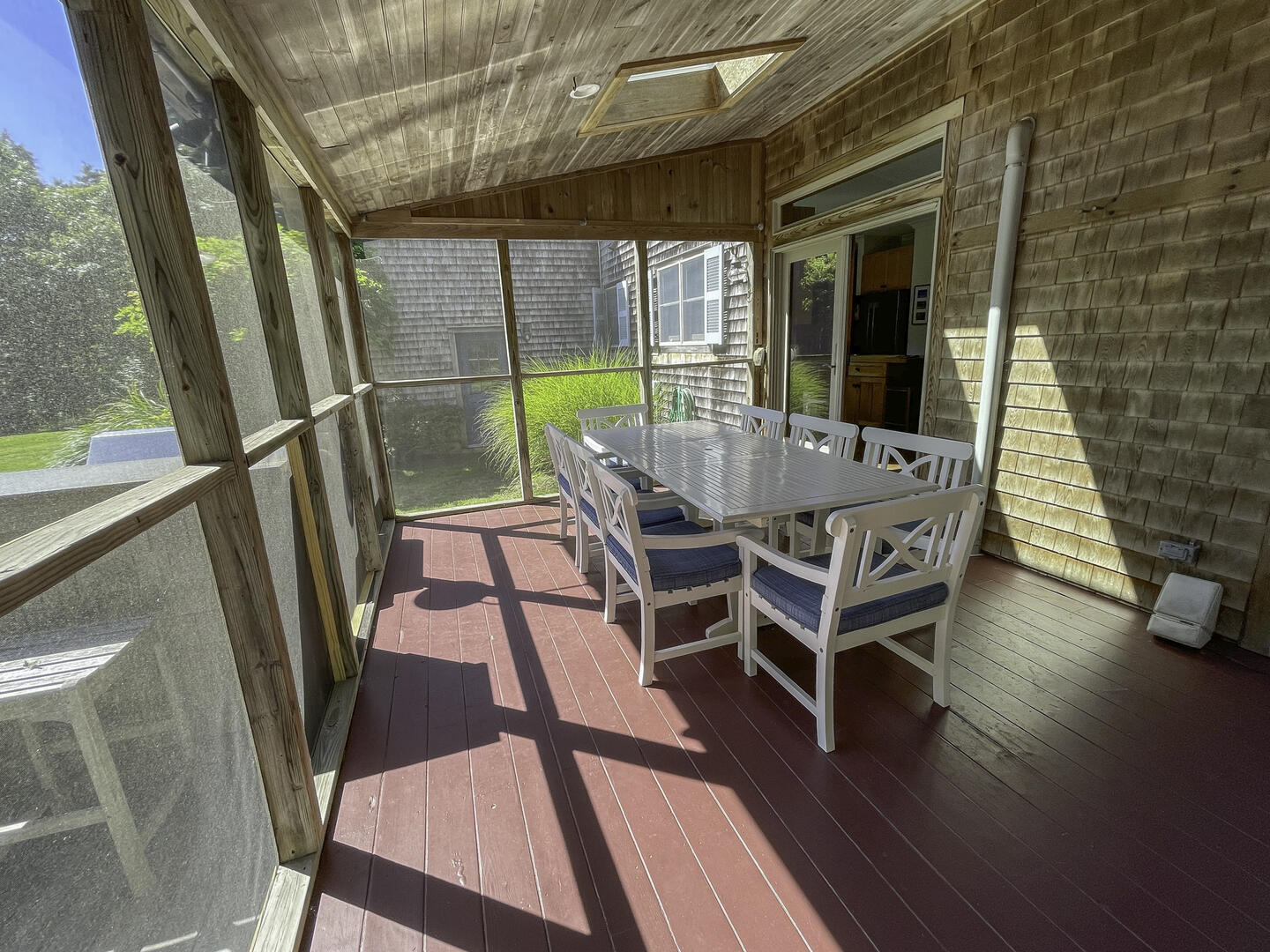 Screened in Porch