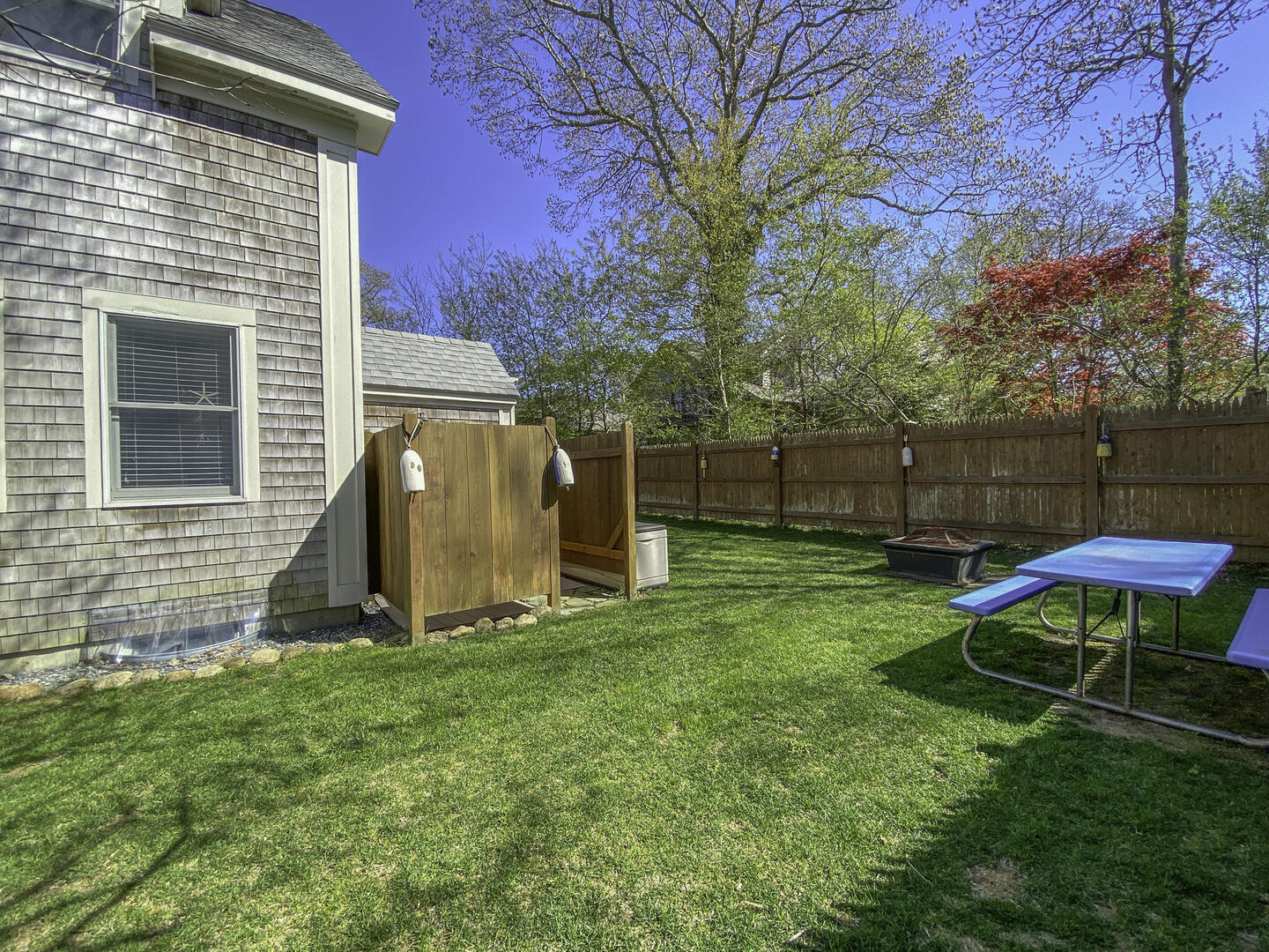 Enclosed Outdoor Shower