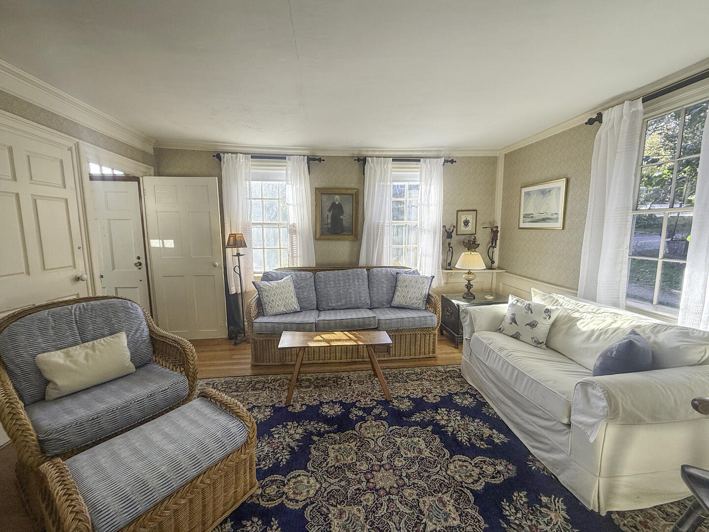 Sitting Room with TV 