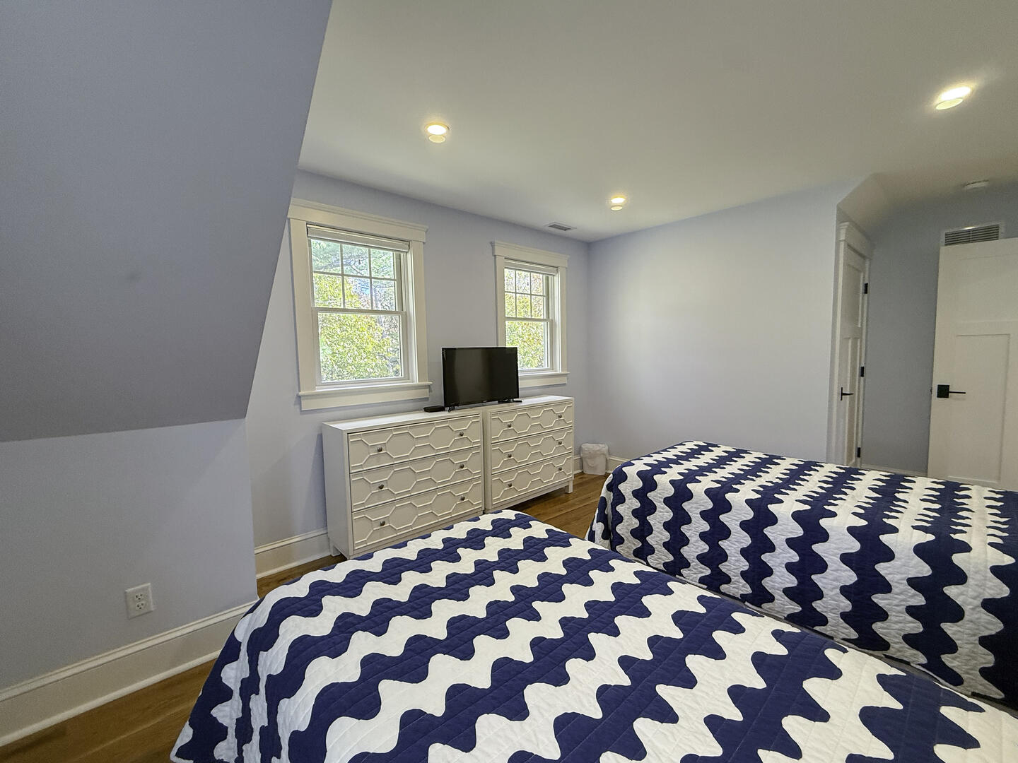 BR3 (2) Twin Beds, Second Floor