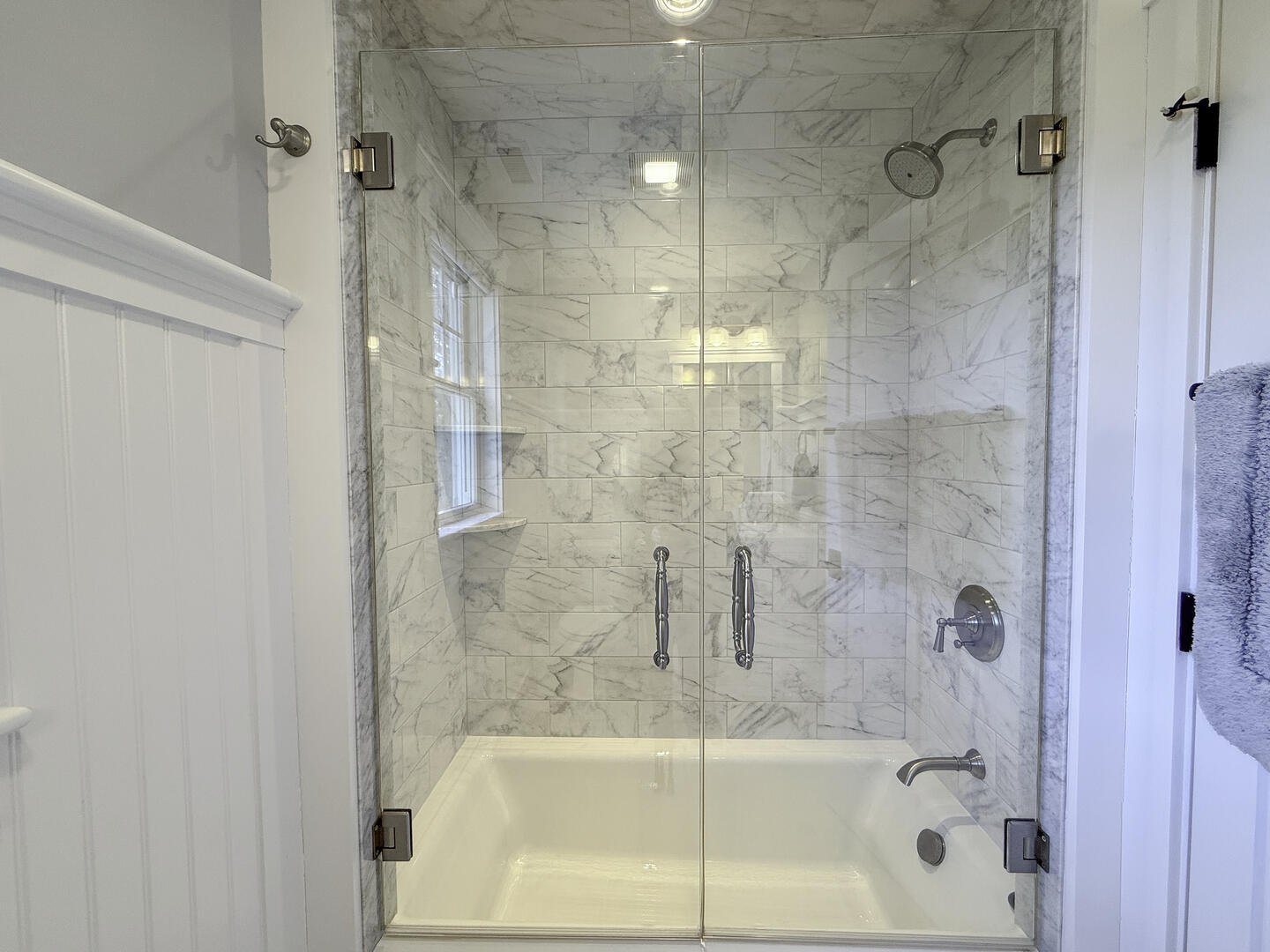 Hall Bath with Shower Tub Combo, Second Floor