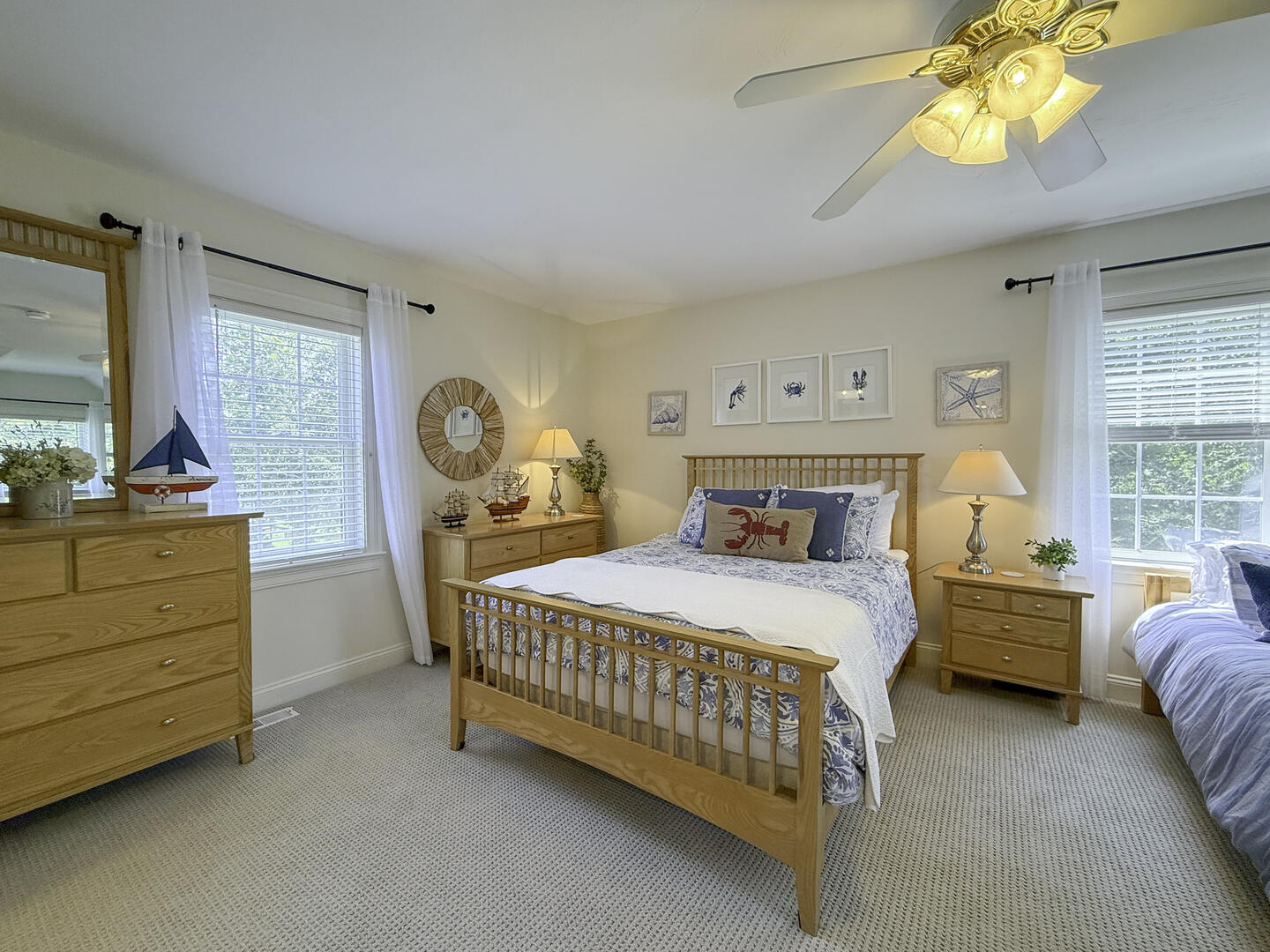 BR3 Queen and (2) Twin Beds with En Suite, Second Floor