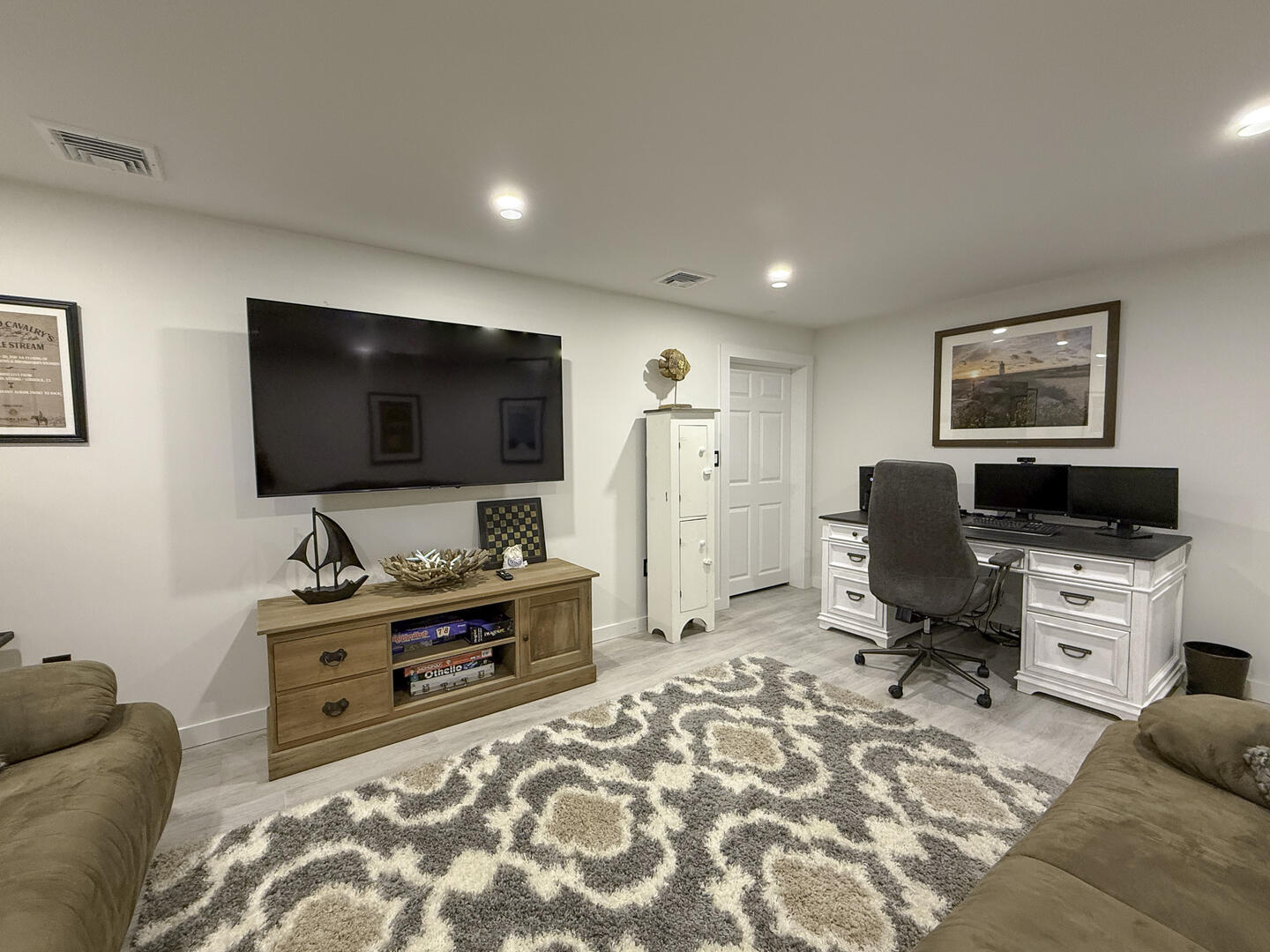 Media Room, Lower Level