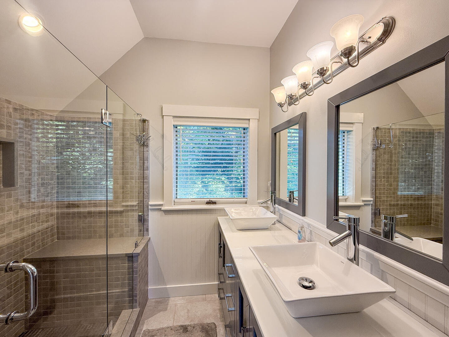 BR1 Queen Ensuite with a Shower Stall, Second Floor