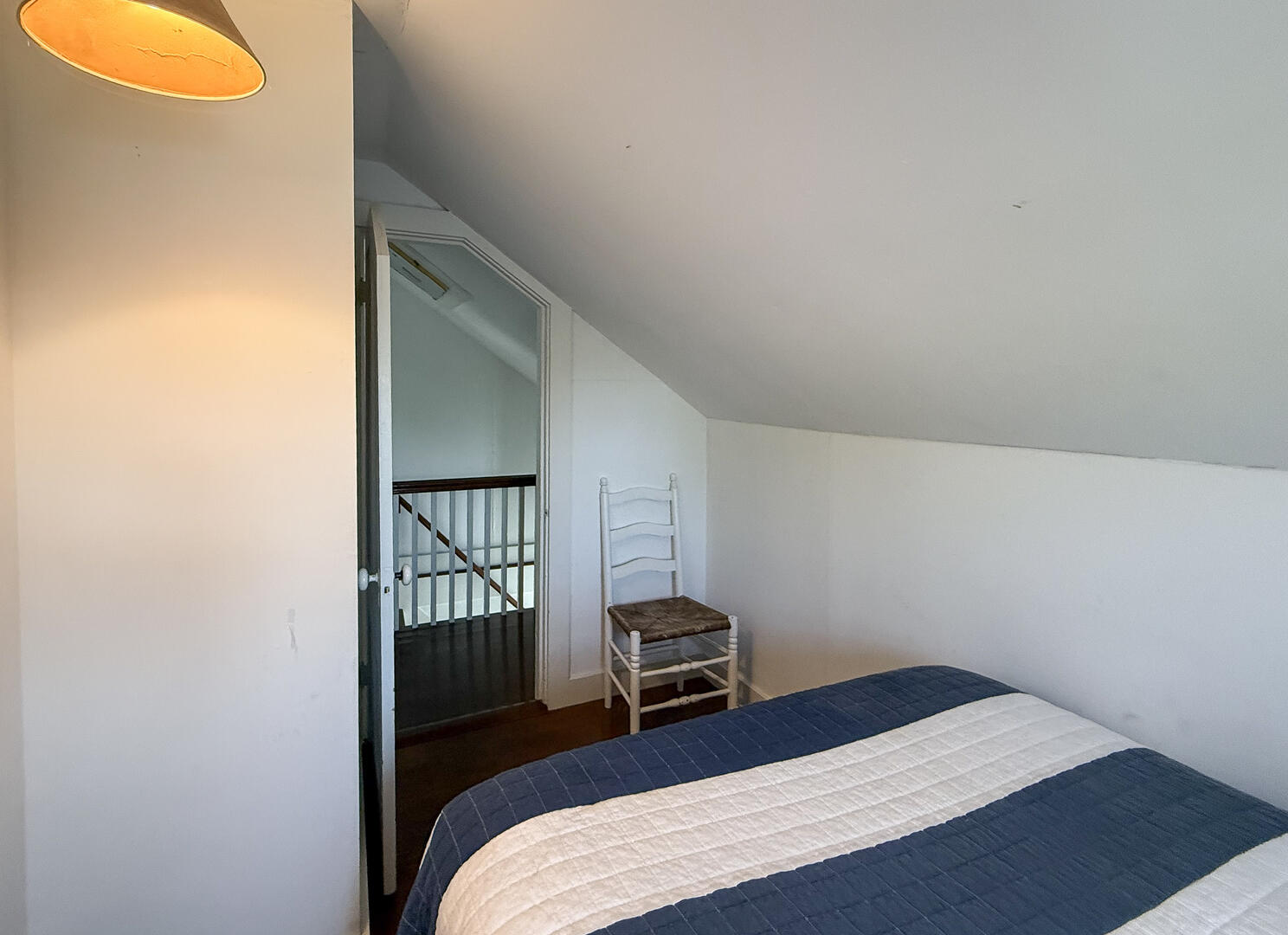 BR6 Double, Third Floor