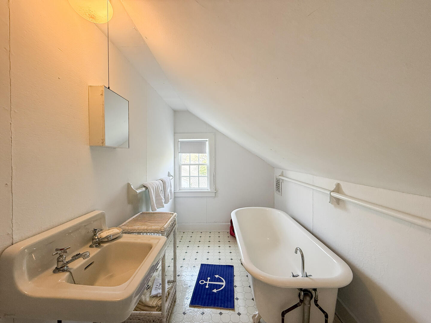 Hall Bath with a Tub Only, Third Floor