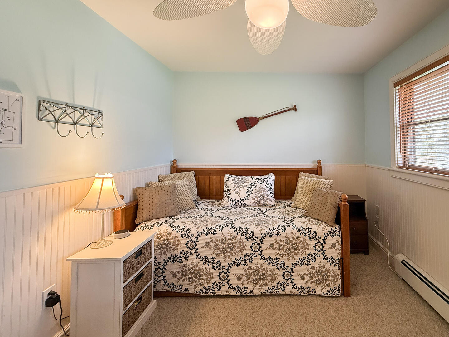 BR4 Daybed, First Floor