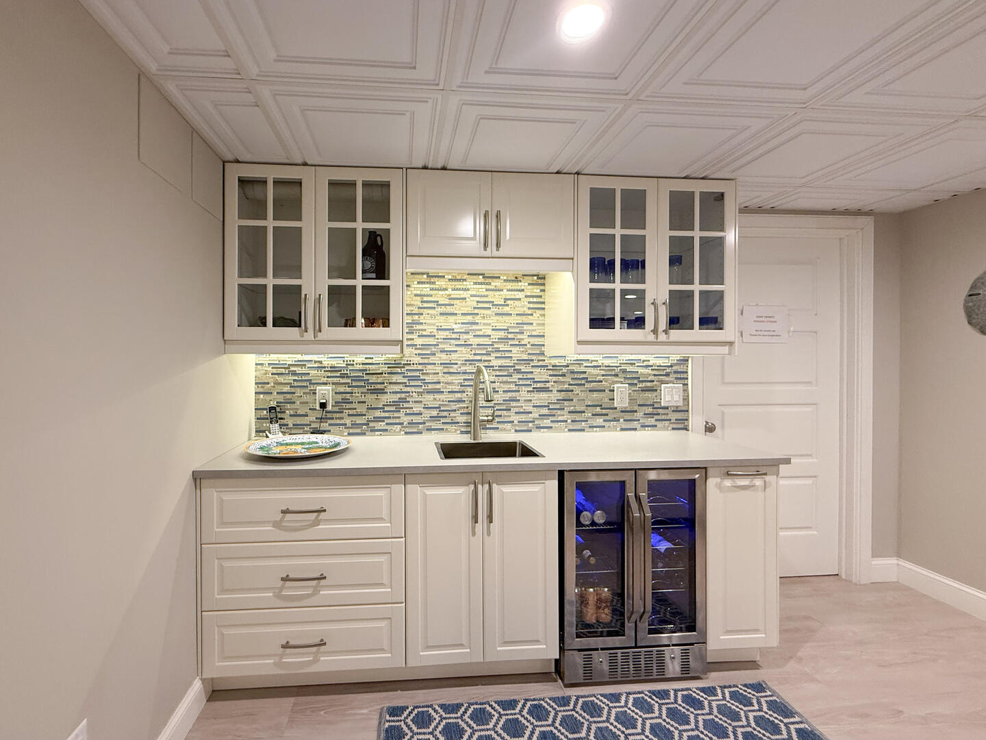 Wet Bar, Lower Level