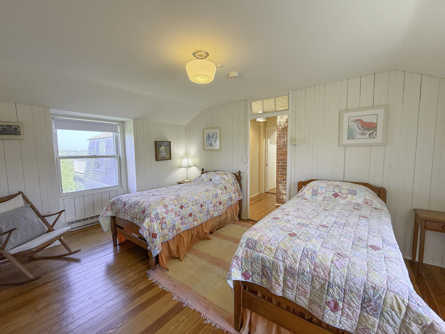 BR5 (2) Twin Beds, Second Floor