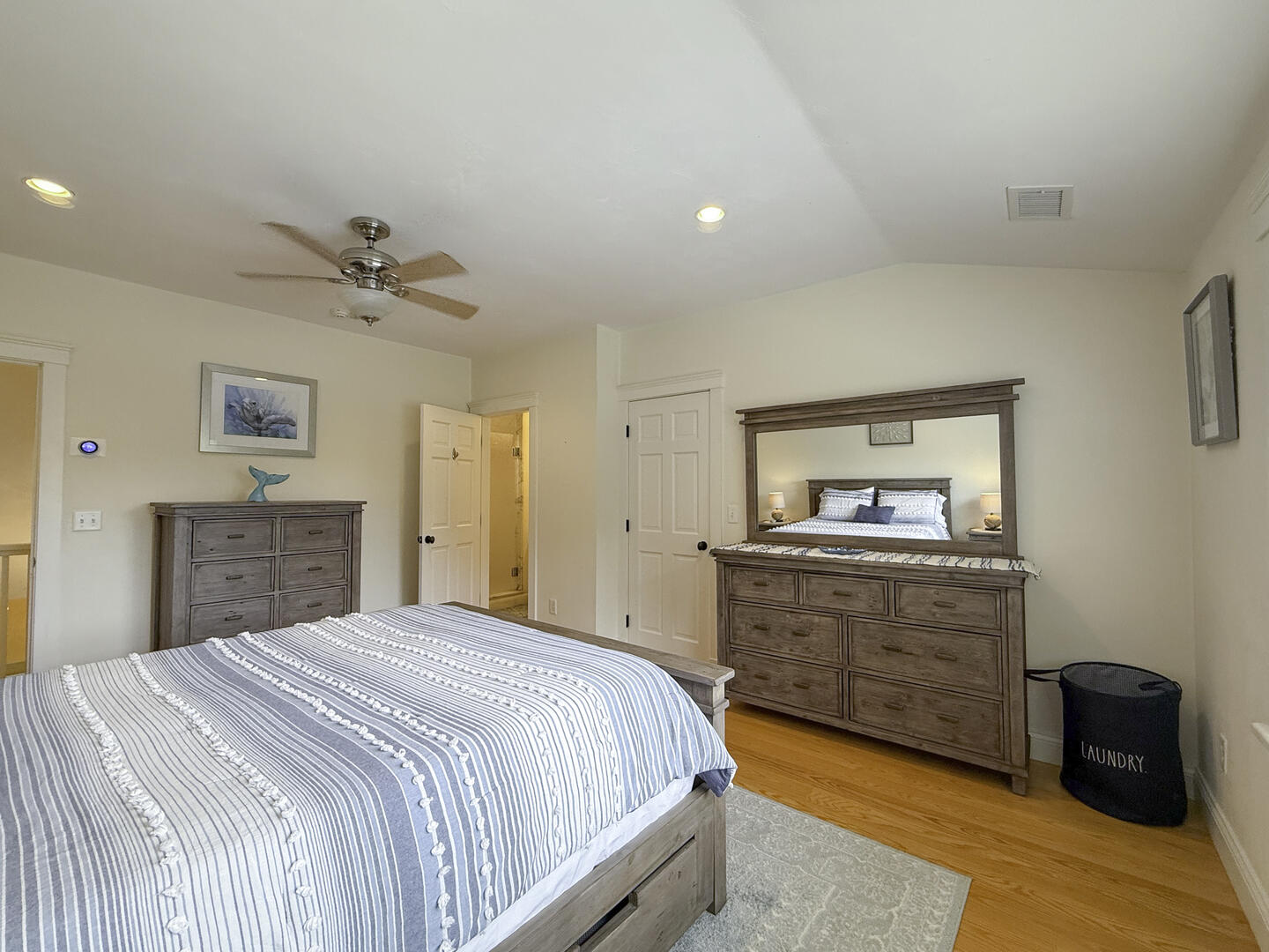 BR3 Queen En Suite, Second Floor