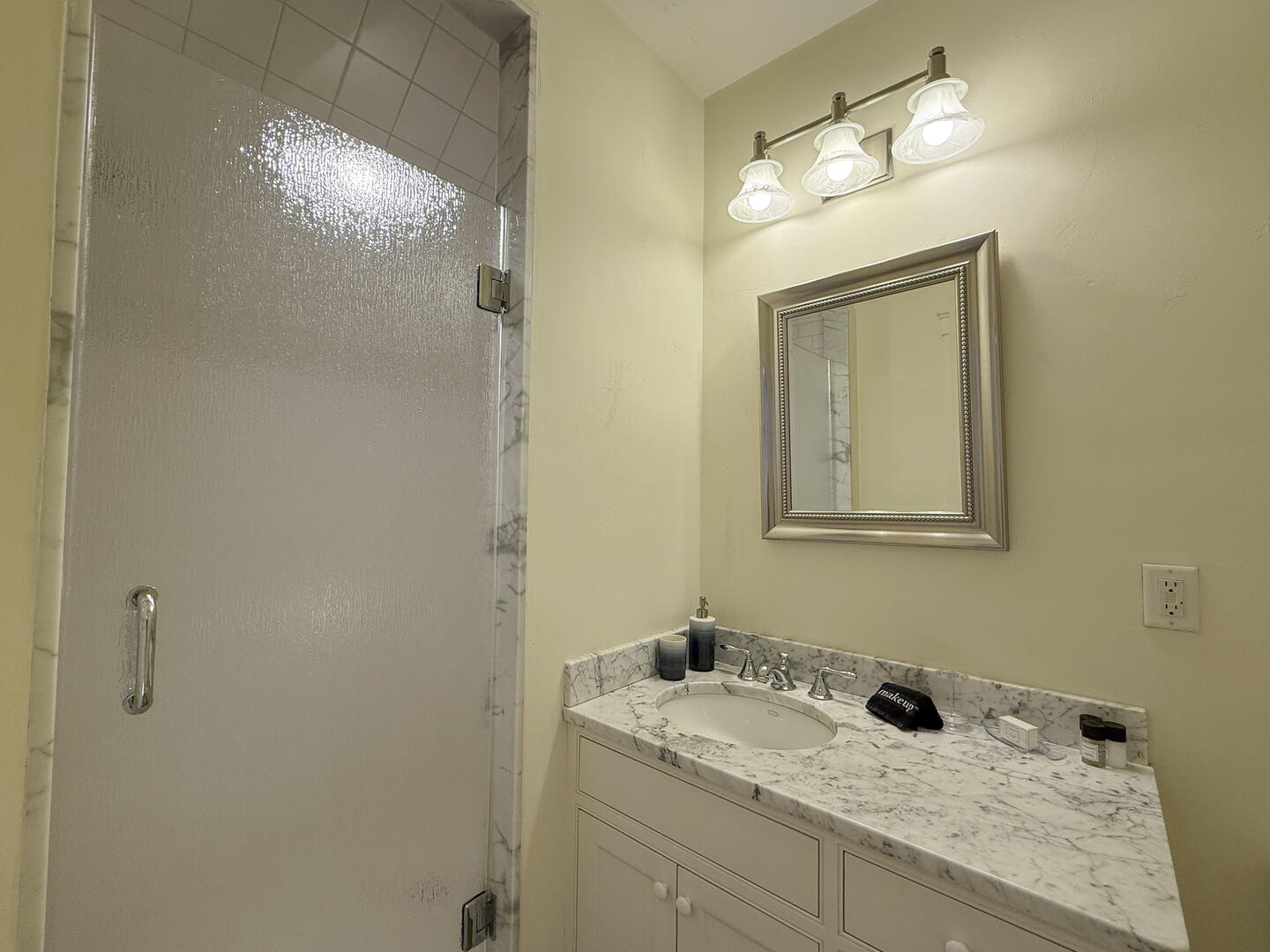 BR3 Queen En Suite with Shower Stall, Second Floor