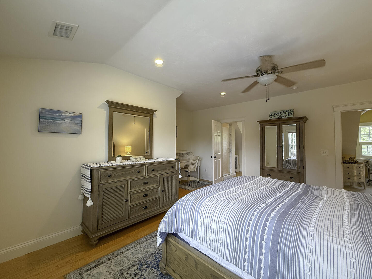 BR4 Queen En Suite, Second Floor