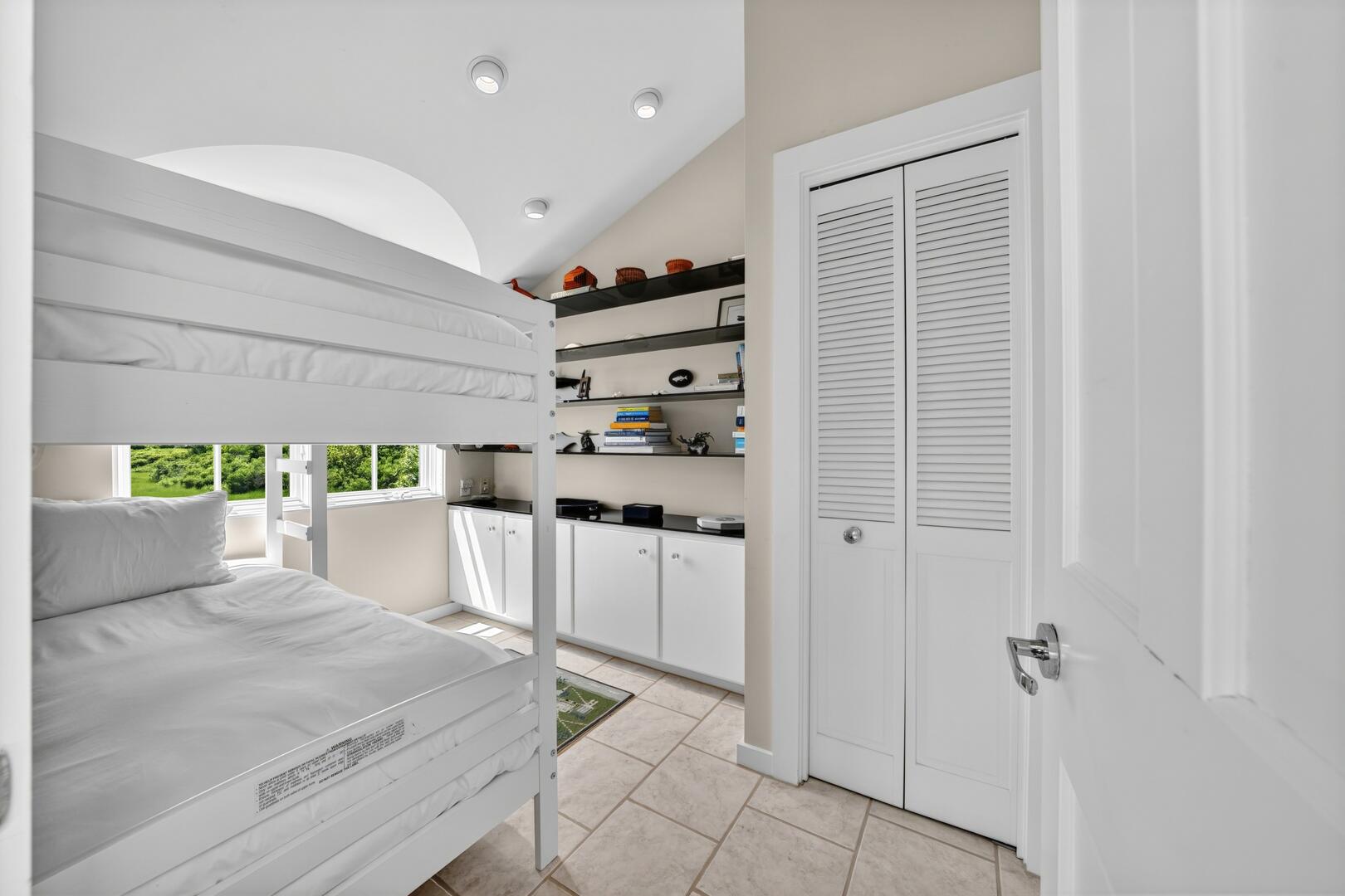 BR2 Bunk Bed