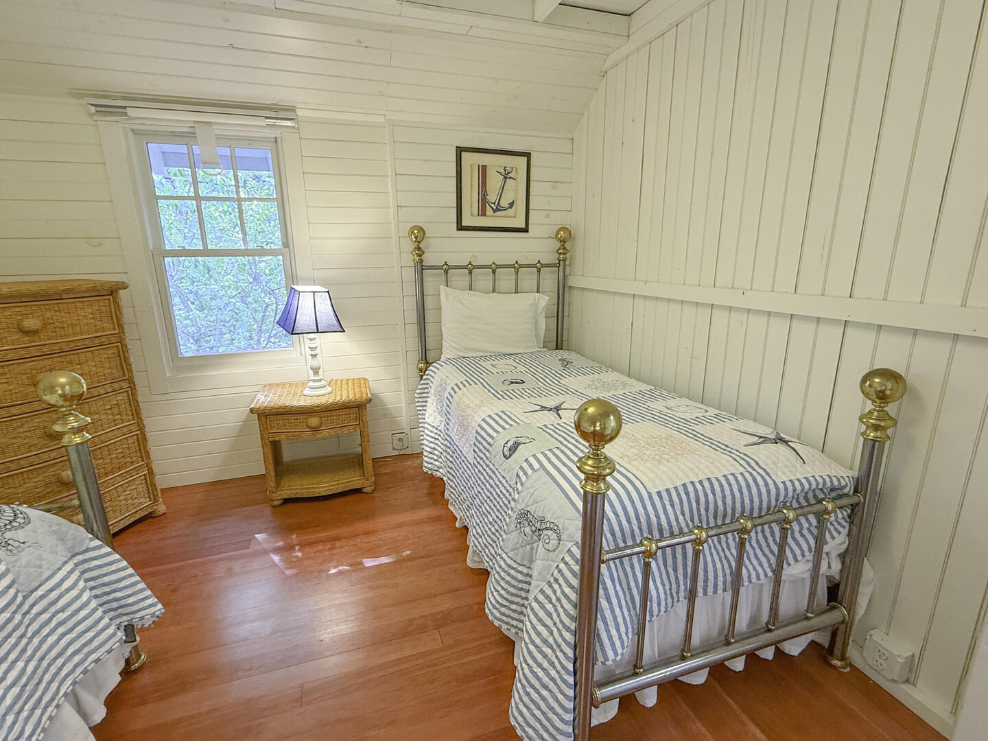 BR3 (2) Twin Beds, Second Floor