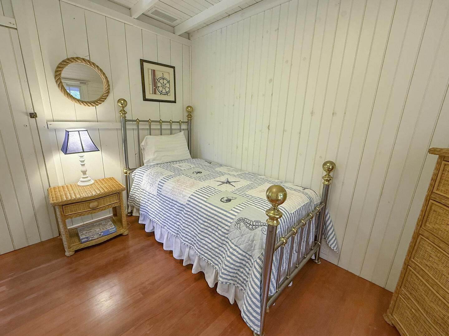 BR3 (2) Twin Beds, Second Floor