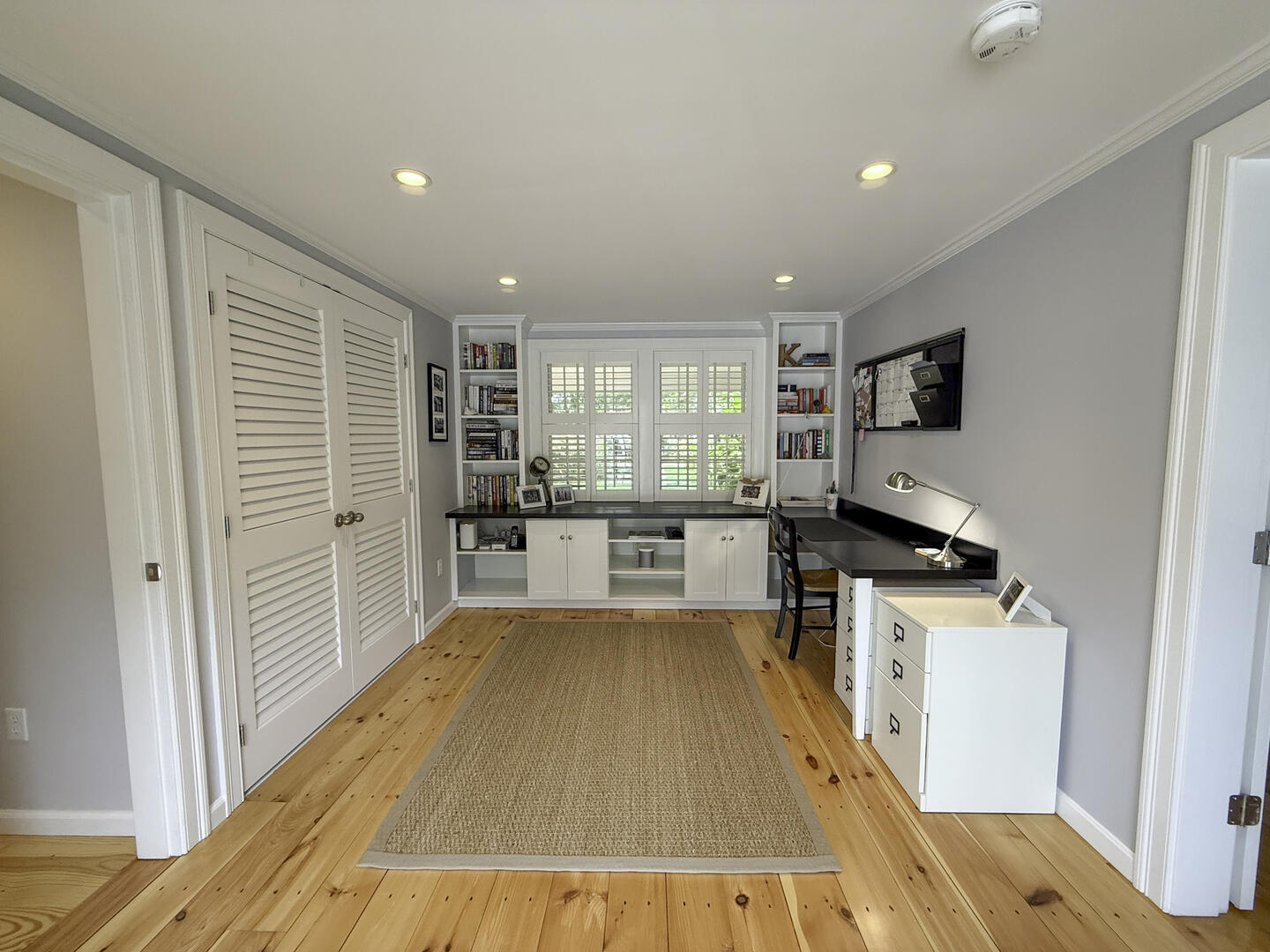 Office/Laundry Room, First Floor
