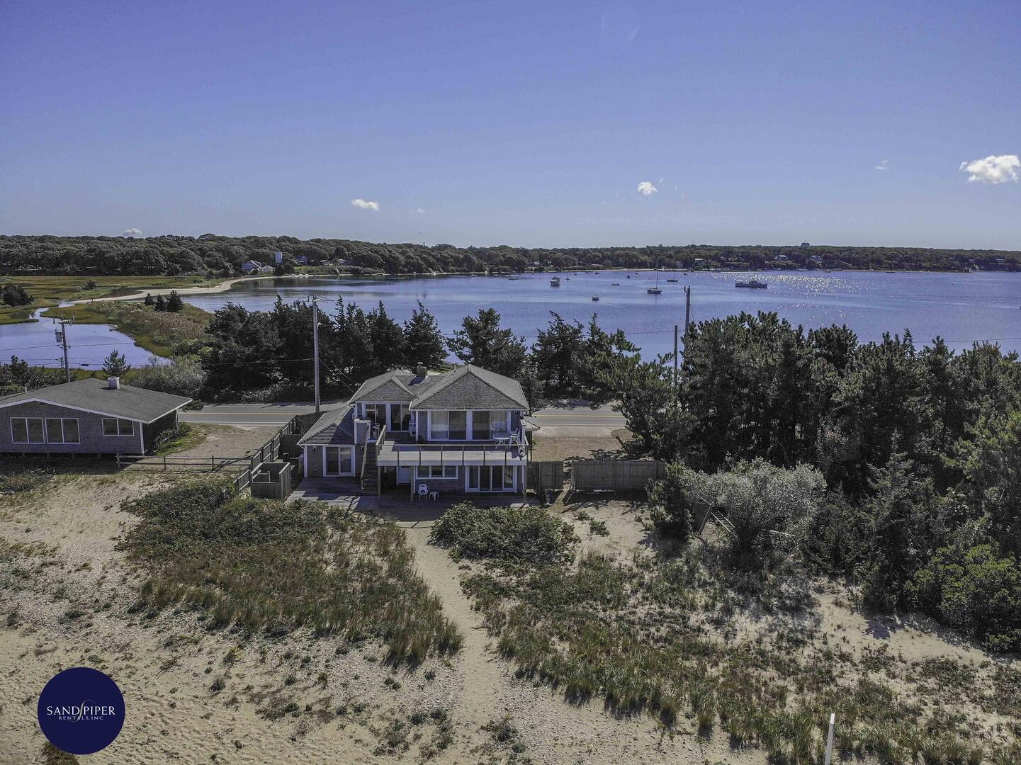 Oak Bluffs 801