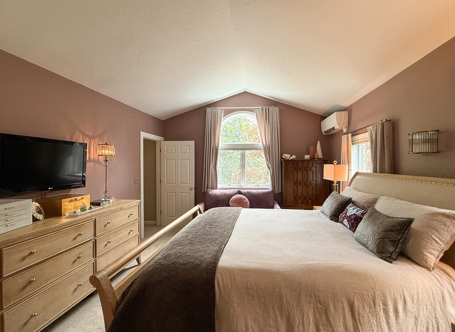 BR1 King En Suite, Second Floor