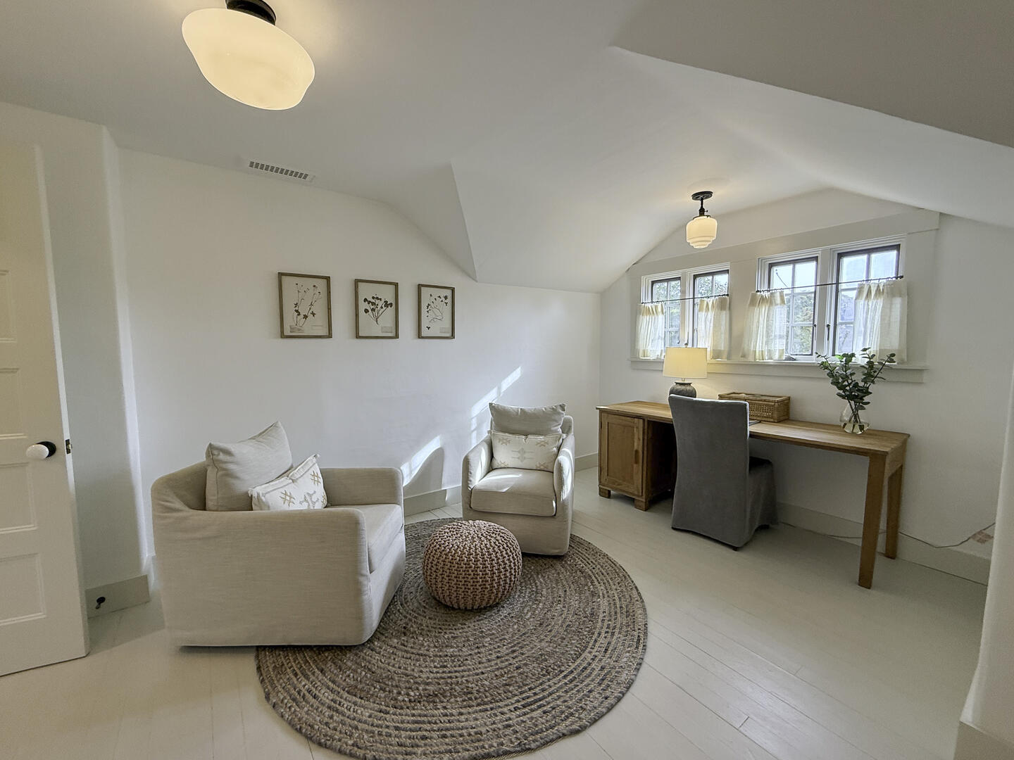 BR2 King En Suite, Second Floor