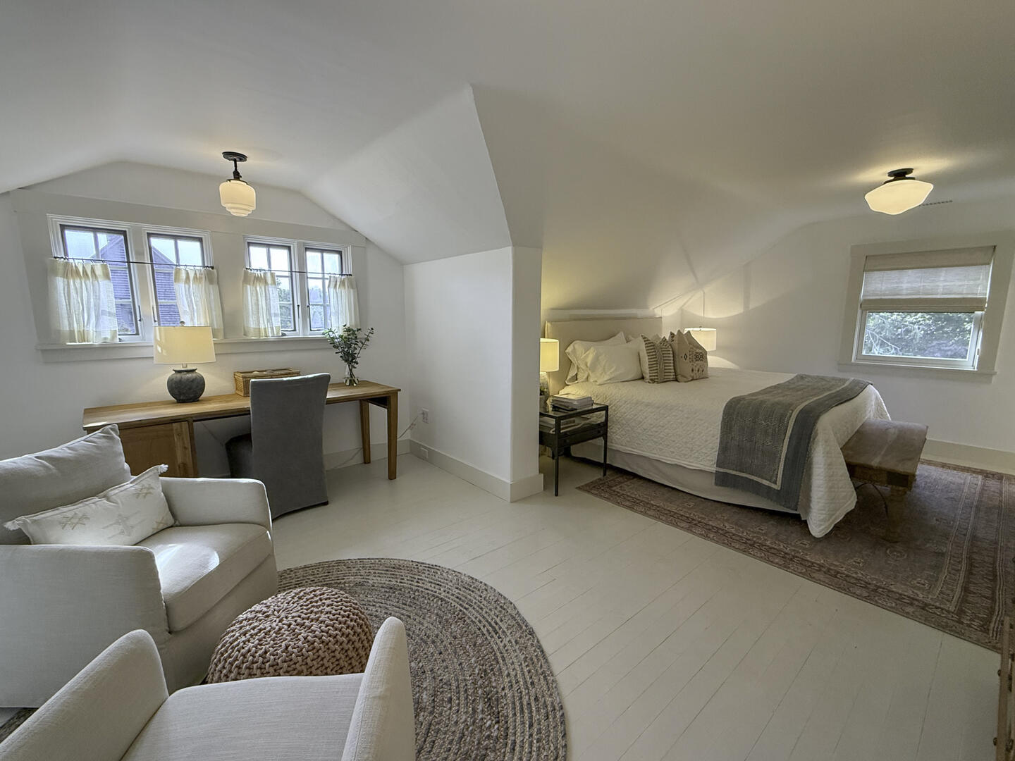 BR2 King En Suite, Second Floor