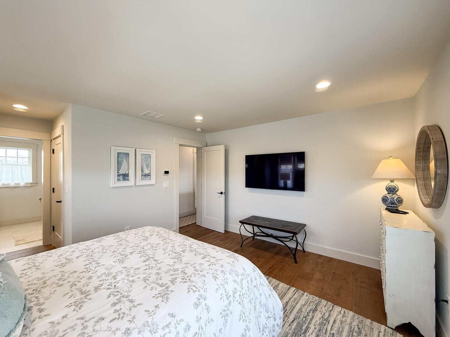 BR1 King En Suite, Second Floor