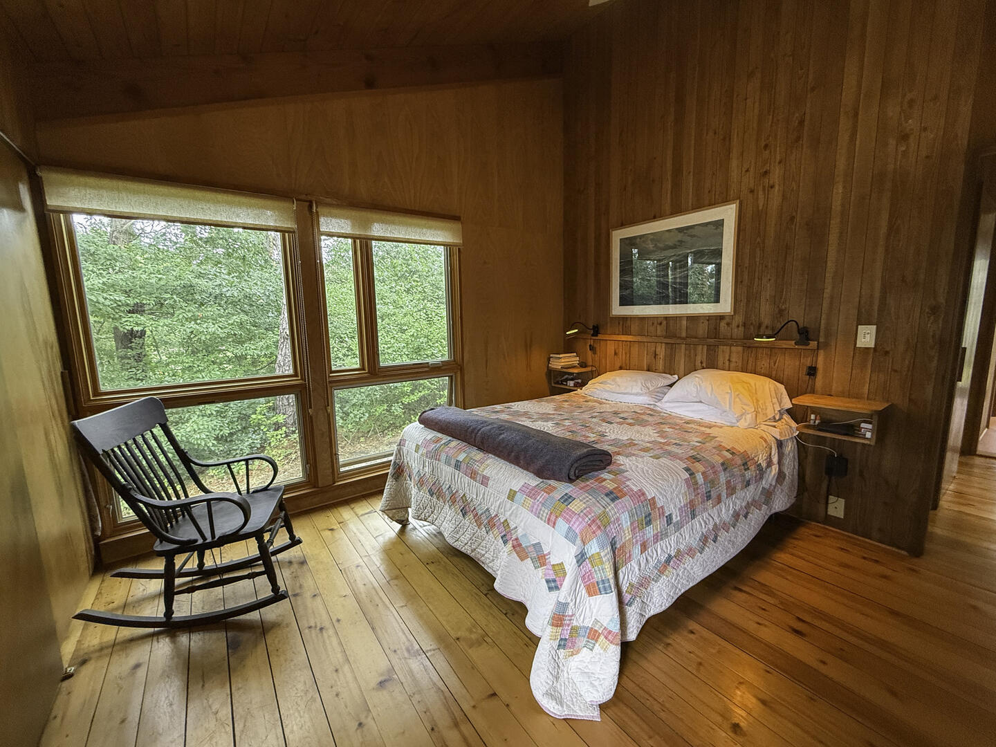 BR1 Queen, First Floor