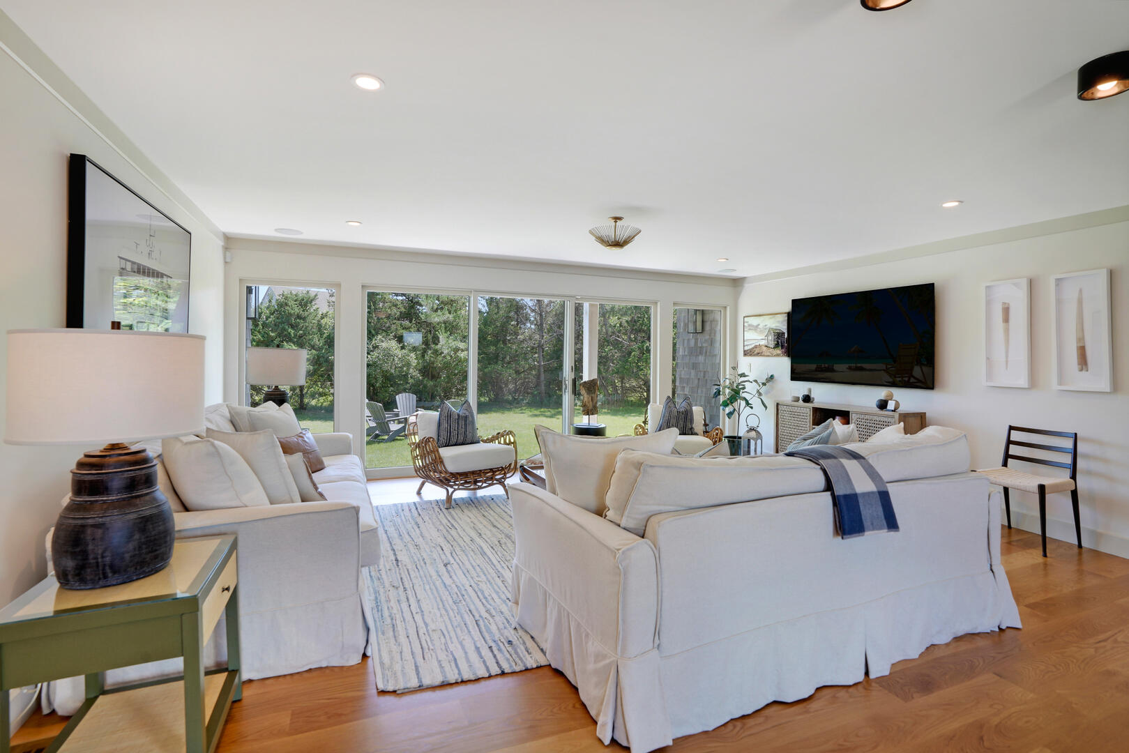 Living Area, First Floor