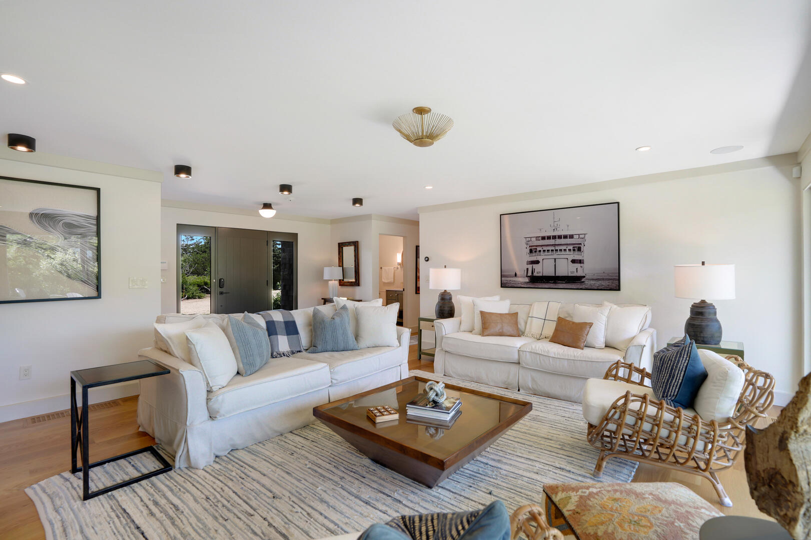 Living Area, First Floor