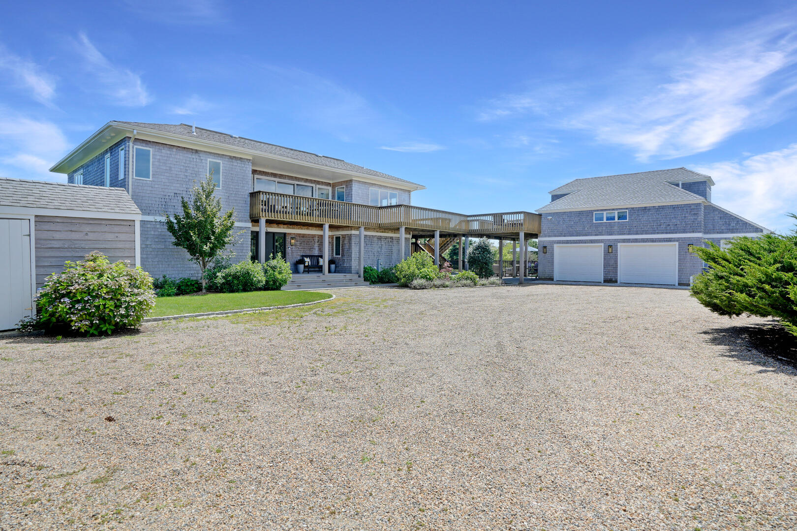 Reverse-Style Contemporary