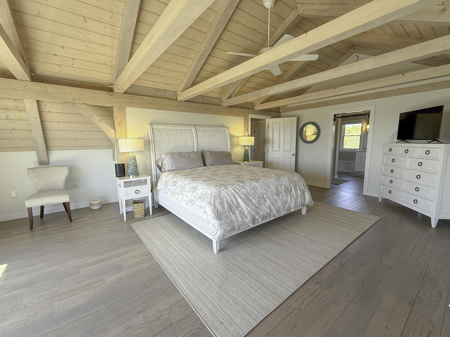 BR3 King En Suite, Second Floor