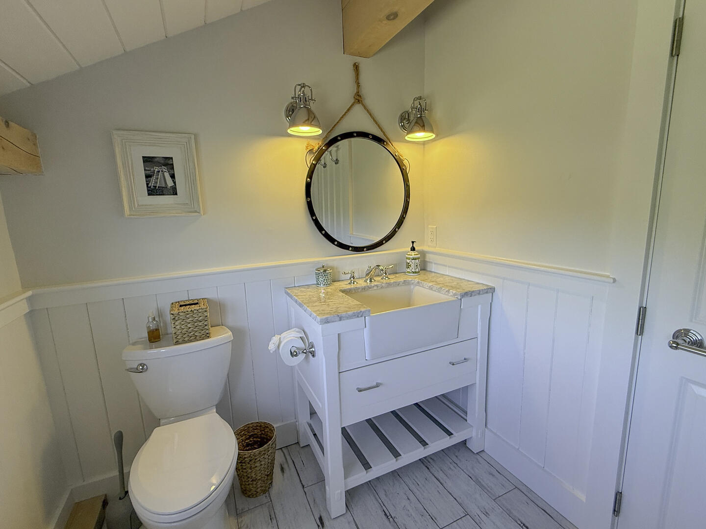Hall Bath with Shower Tub Combo, Second Floor