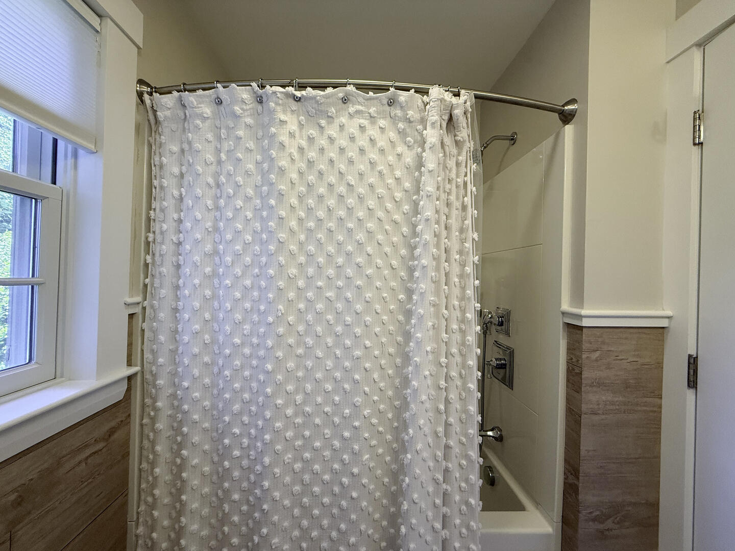 Hall Bath with Shower Tub Combo, First Floor
