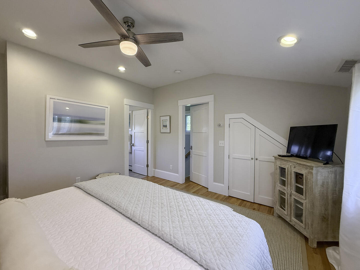 BR1 King En Suite, Second Floor