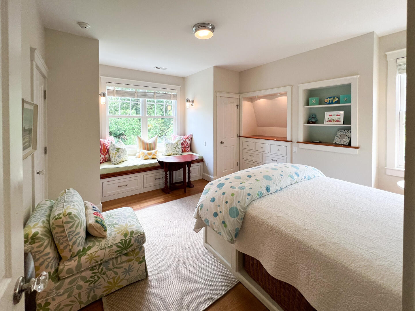 BR3 Queen En Suite, Second Floor