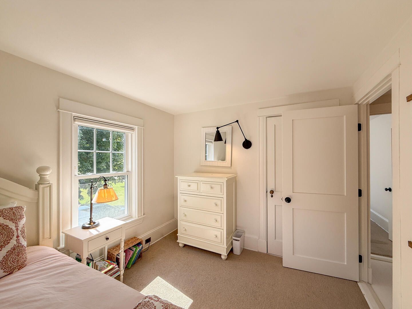 BR4 Twin Bed, Second Floor