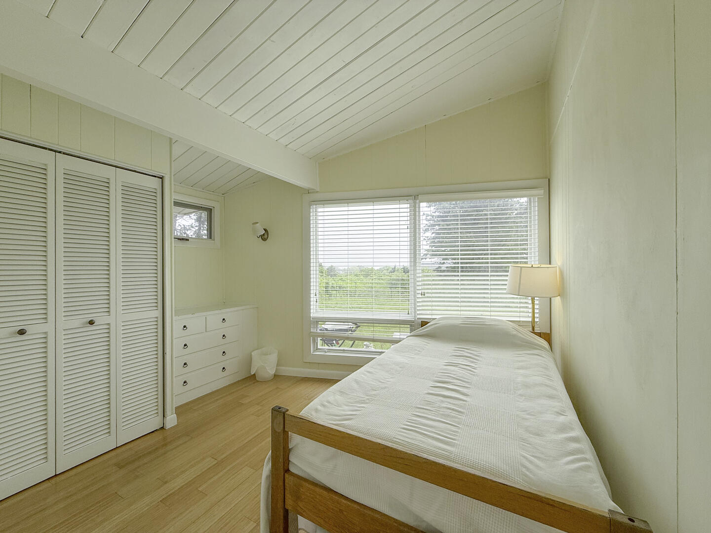 BR3 Twin Trundle, First Floor